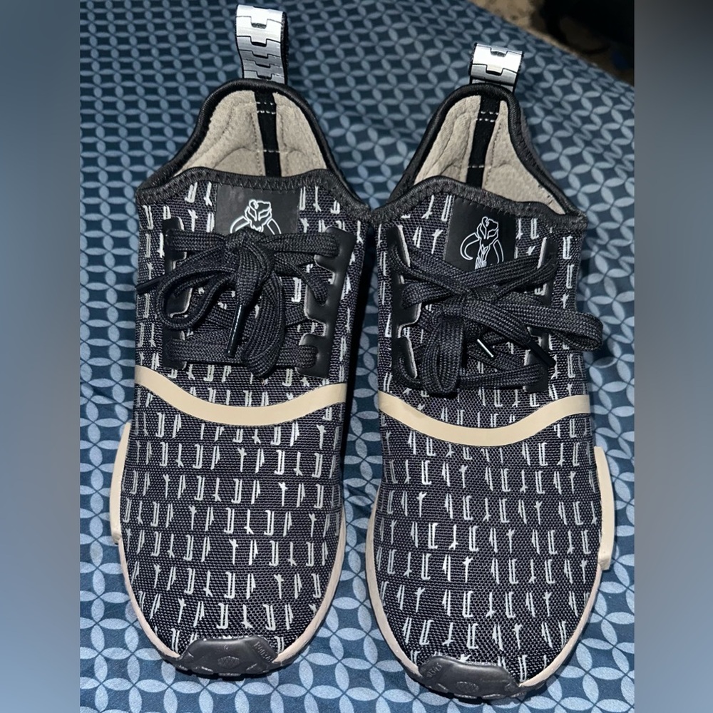 Adidas Star Wars × NMD_R1 'Mandolarian' (2020)